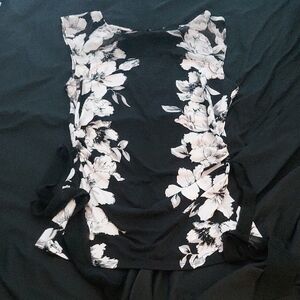 White House Black Market Black and White Floral Top
